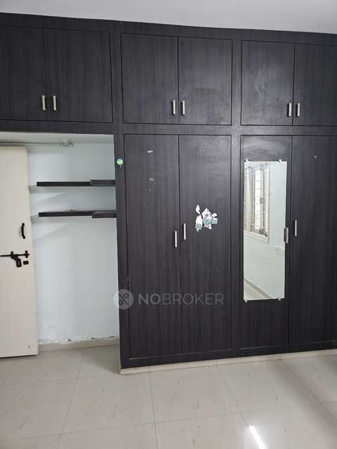 2 BHK Flat In Landmark Residency For Sale  In Old Malakpet