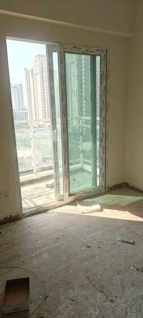 2 BHK Flat In Samridhi Luxuriya Avenue For Sale  In Sector 150
