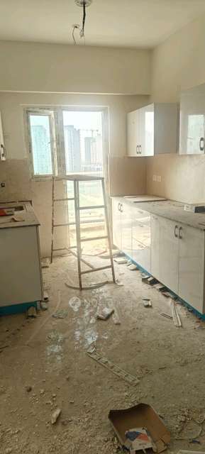 2 BHK Flat In Samridhi Luxuriya Avenue For Sale  In Sector 150