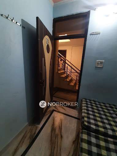 PG for Boys in Sector 125