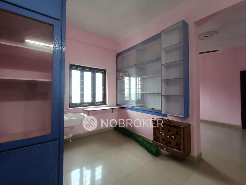 2 BHK Flat In Mr Residency For Sale  In Peerzadiguda
