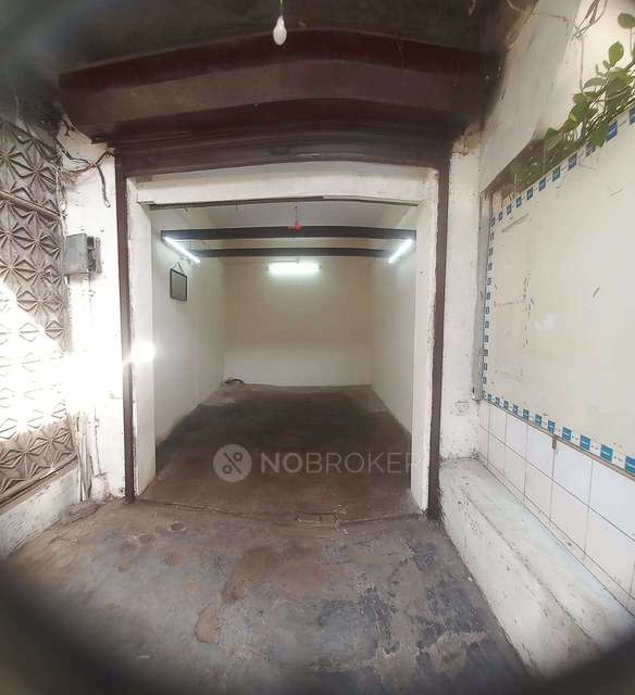 Shop in Daulat Nagar, Borivali East, Mumbai for sale 