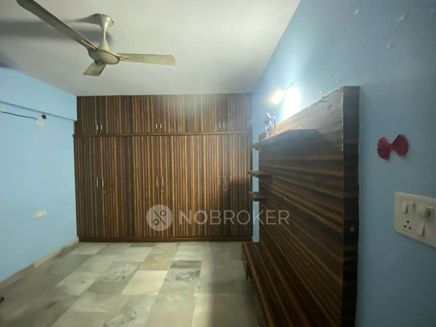 3 BHK Flat In Bharani Classic Appartments For Sale  In Chinthalkunta