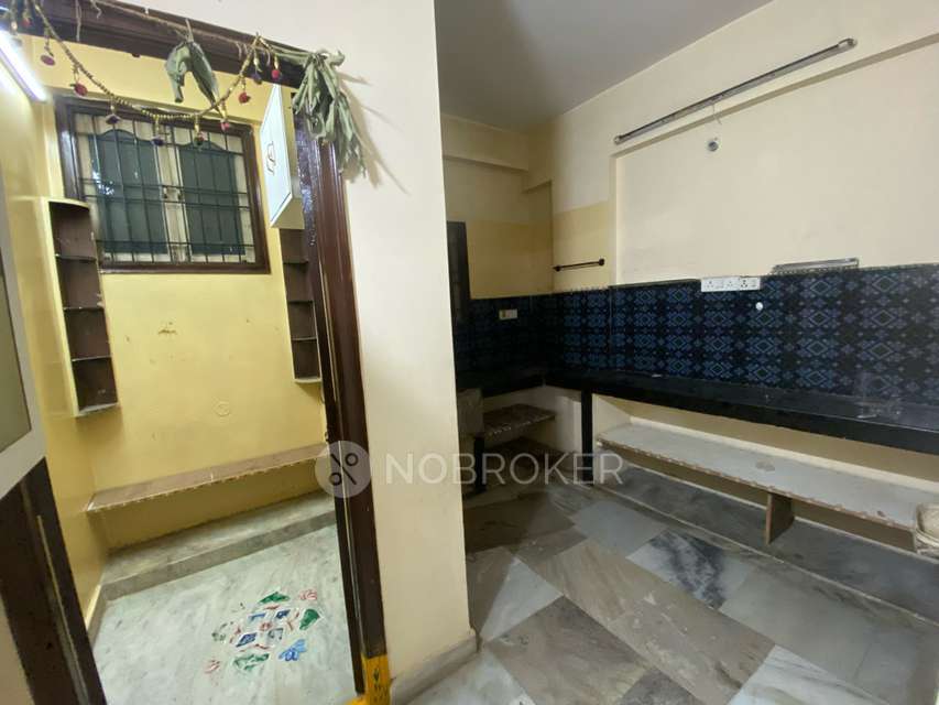 3 BHK Flat In Bharani Classic Appartments For Sale  In Chinthalkunta