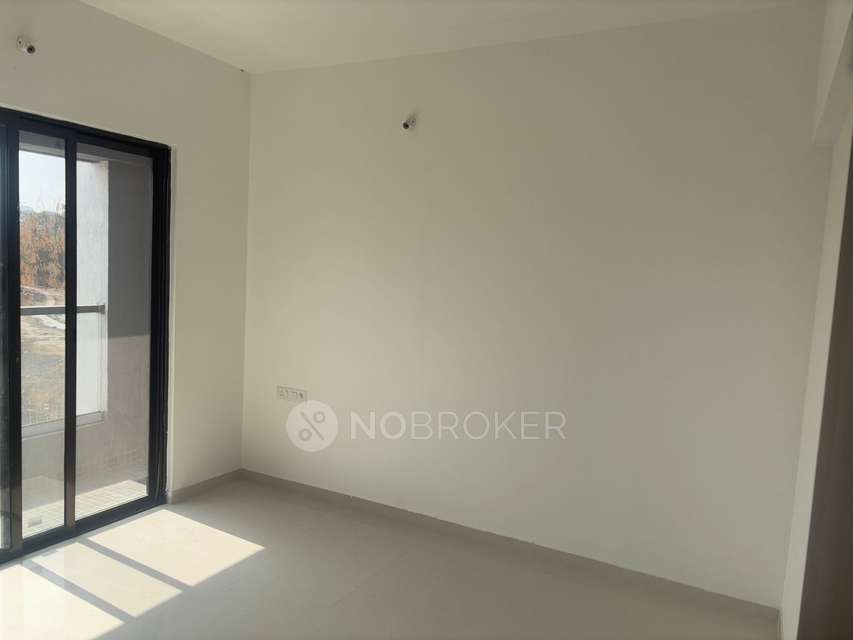 2 BHK Flat In Roshan Mailston Thathavade  For Sale  In Tathawade