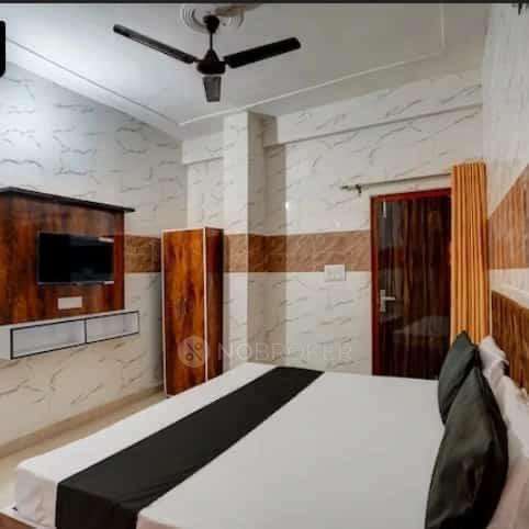 PG for Anyone in Rahul Vihar-1