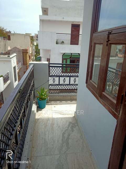 3 BHK Flat In Apartment For Sale  In Shahdara