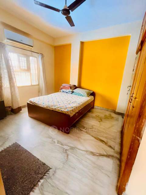 3 BHK Flat In Swapna Apartments  For Sale  In Erragadda