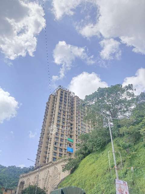 2 BHK Flat In Mayfair Hillcrest For Sale  In Powai