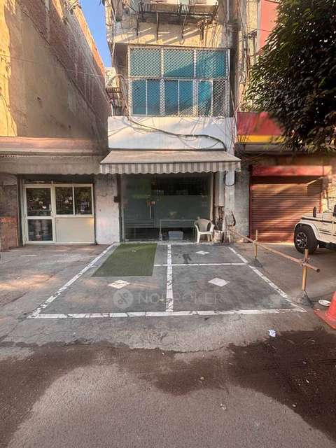 Shop in Kalkaji, Delhi for sale 