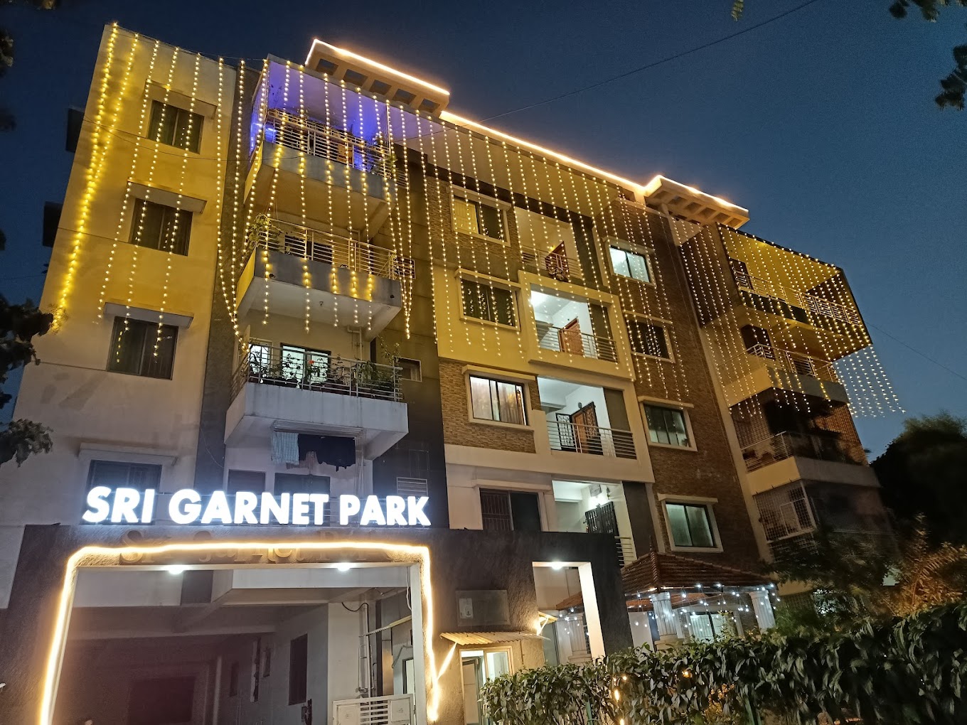 Sri Garnet Park