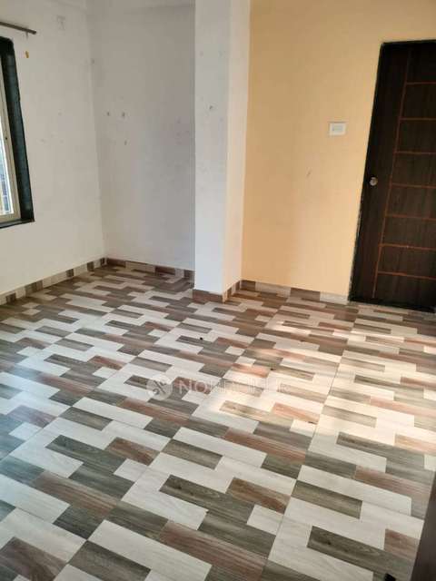 3 BHK Flat In Kings Plaza for Rent  In Porwal Road