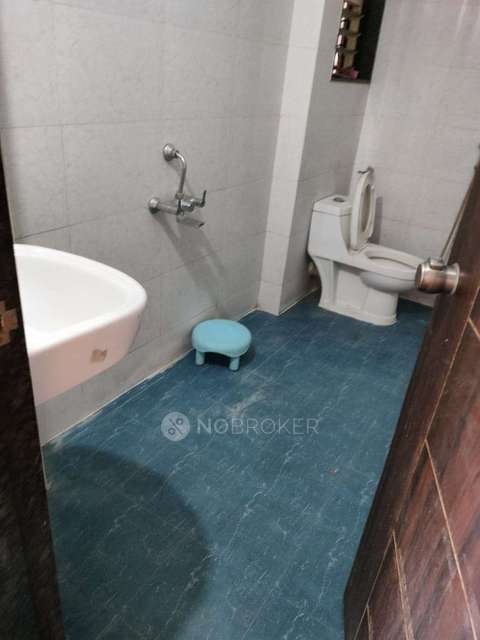 3 BHK Flat In Kings Plaza for Rent  In Porwal Road