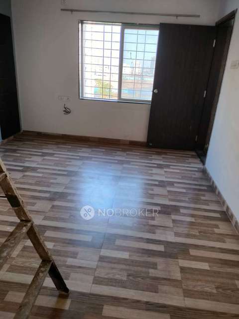 3 BHK Flat In Kings Plaza for Rent  In Porwal Road