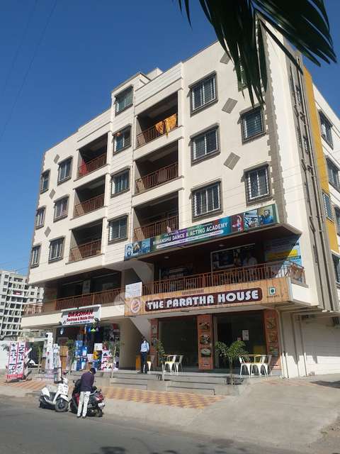 3 BHK Flat In Kings Plaza for Rent  In Porwal Road
