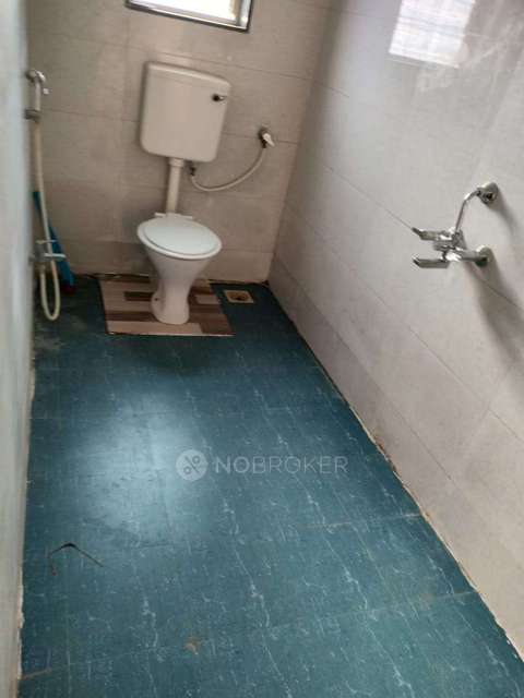 3 BHK Flat In Kings Plaza for Rent  In Porwal Road