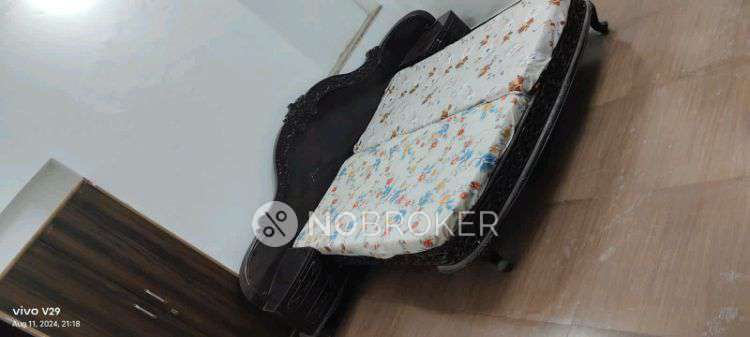 PG for Girls in Kamla Nagar