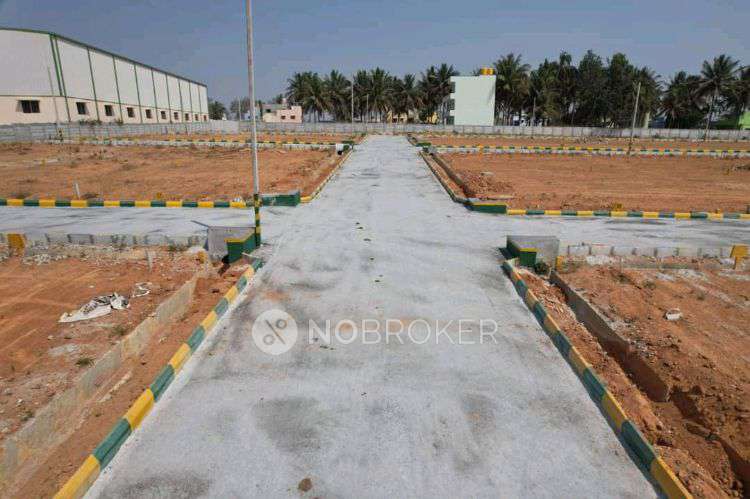 Plot For Sale  In Oraiyan Ashirwad Square In Bannerghatta