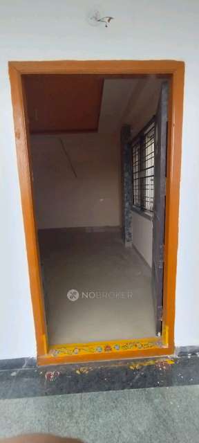 2 BHK Flat In Sri Tirumala Millennium For Sale  In Hcl Nagar, Mallapur