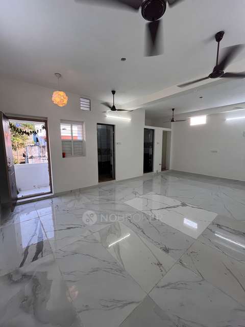 PG for Boys in New Perungalathur