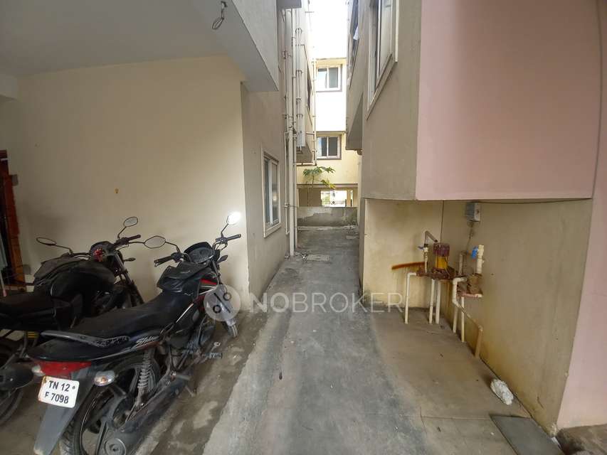 2 BHK Flat In Madhura Manor For Sale  In Kattupakkam