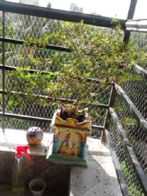 2 BHK Flat In Leela Building For Sale  In Borivali East