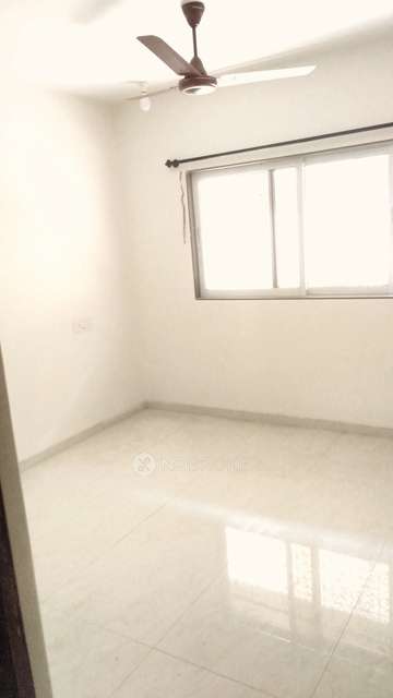 2 BHK Flat In Parle Nimesh Society For Sale  In Vile Parle