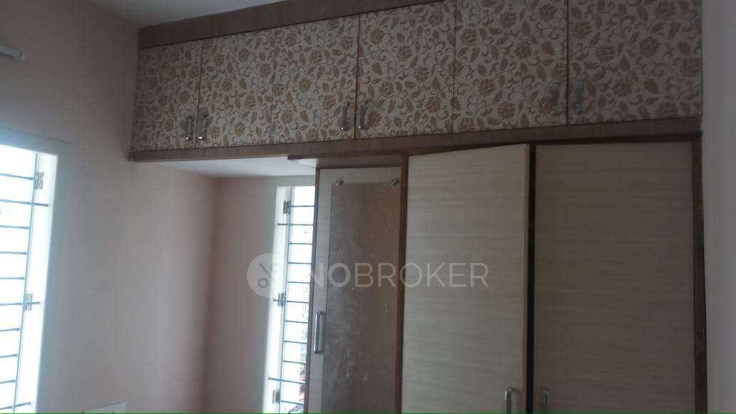 4+ BHK Flat For Sale  In Ganapathi Nagar