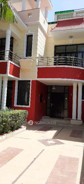 4 BHK House For Sale  In Sector 57