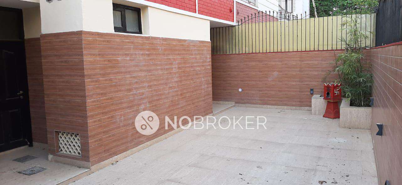4 BHK House For Sale  In Sector 57
