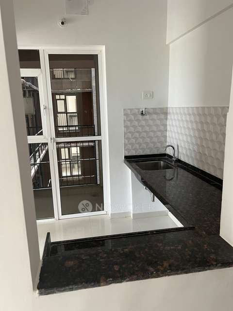 2 BHK Flat In Godrej Boulevard For Sale  In Manjari Khurd