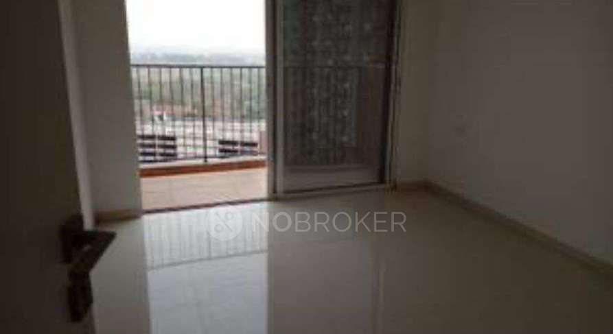 2 BHK Flat In Godrej Boulevard For Sale  In Manjari Khurd