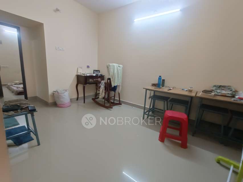 4+ BHK Flat In Standalone Building  For Sale  In  Tambaram