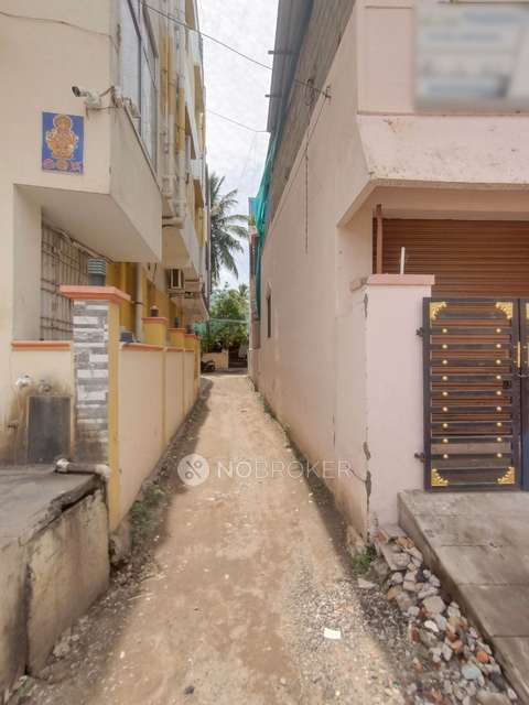 4+ BHK Flat In Standalone Building  For Sale  In  Tambaram