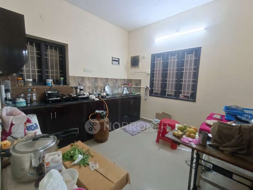 4+ BHK Flat In Standalone Building  For Sale  In  Tambaram