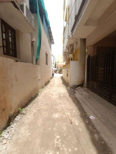 4+ BHK Flat In Standalone Building  For Sale  In  Tambaram