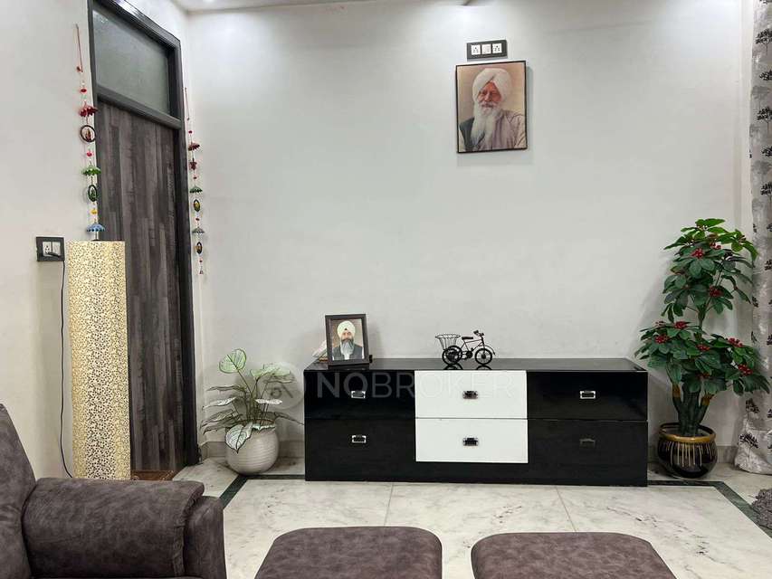 3 BHK Flat For Sale  In  Uttam Nagar