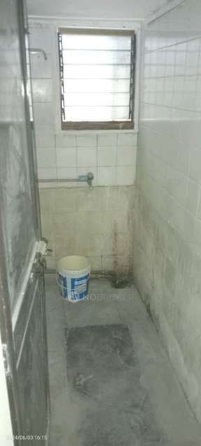 2 BHK Flat In Gopal Nives Housing Coprative Society For Sale  In Kandivali West