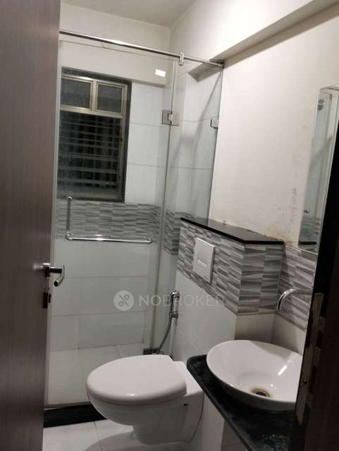 2 BHK Flat In Gemini Grand Bay for Rent  In Manjri