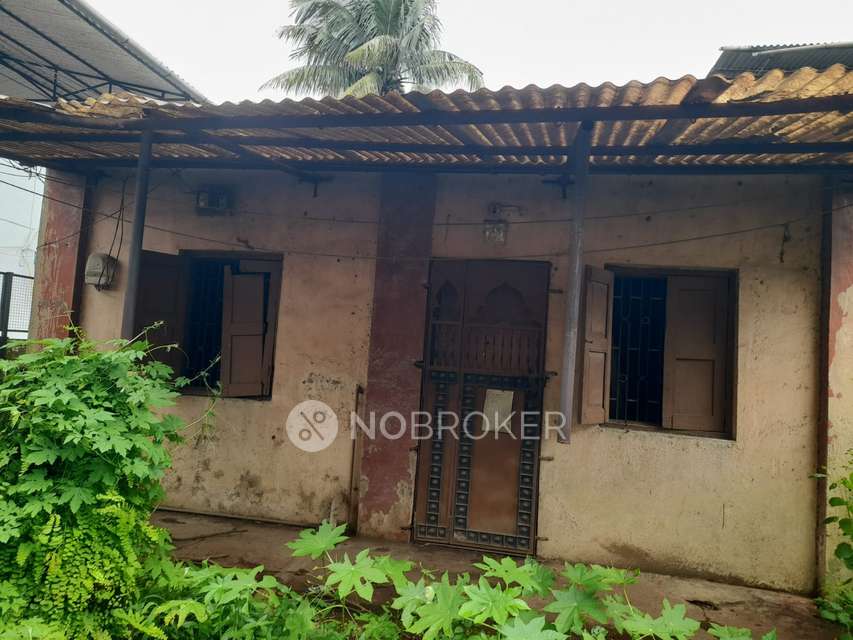 Plot For Sale  In Rahul Co Op Hsg Society  In B Cabin Rd