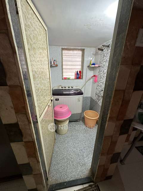 1 BHK Flat In Ridhi Sidhi Apartment Shirgaon For Sale  In Shirgaon
