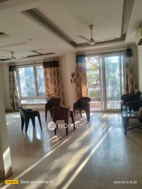 4 BHK Flat In Standalone Building  For Sale  In Neeti Bagh