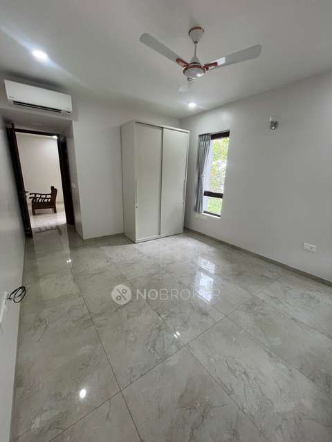 3 BHK Flat In Apartment  For Sale  In Indiranagar