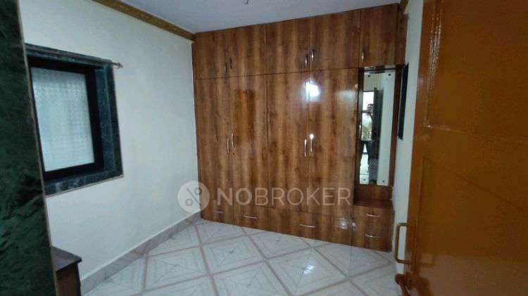 2 BHK Flat In Ekta Apartment for Rent  In Sector 17, Airoli