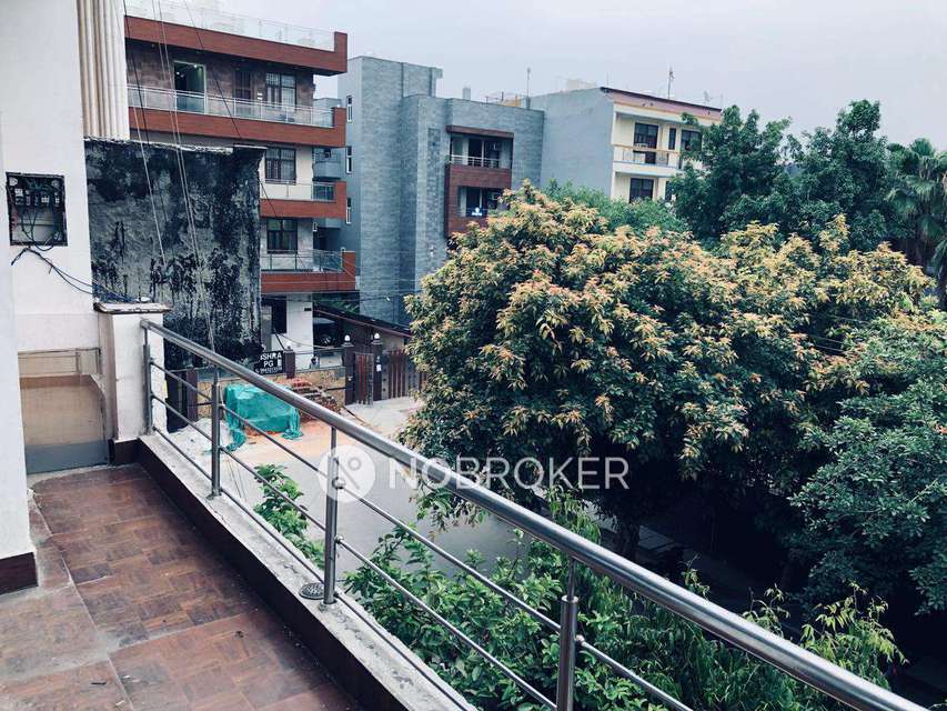 PG for Girls in Sector 71