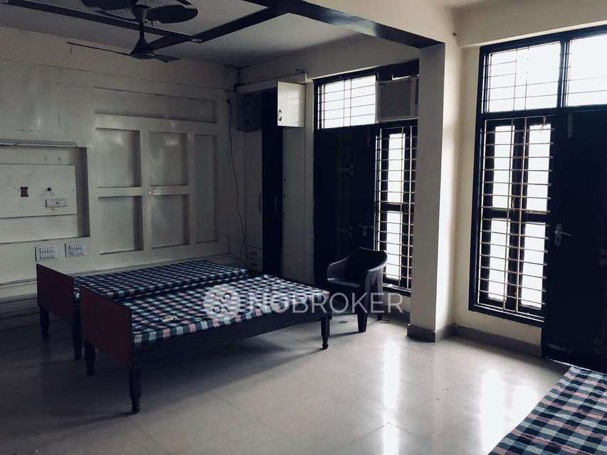 PG for Girls in Sector 71