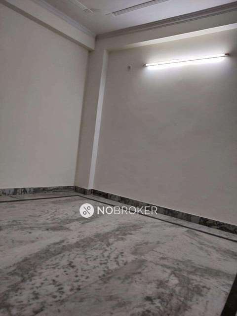 3 BHK Flat In Standalone Building  For Sale  In  East Of Kailash