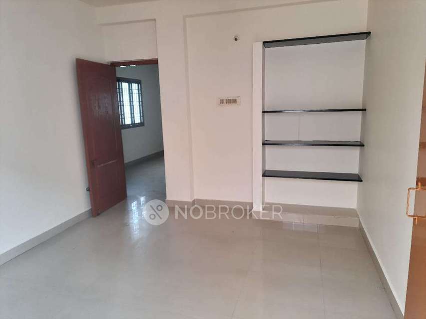 2 BHK Flat In Mulliaparment Varadarajpurm Mudichur  for Lease  In Mudichur