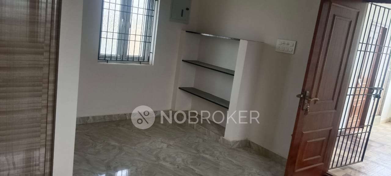 1 BHK House for Rent  In Gerugambakkam Bus Stop