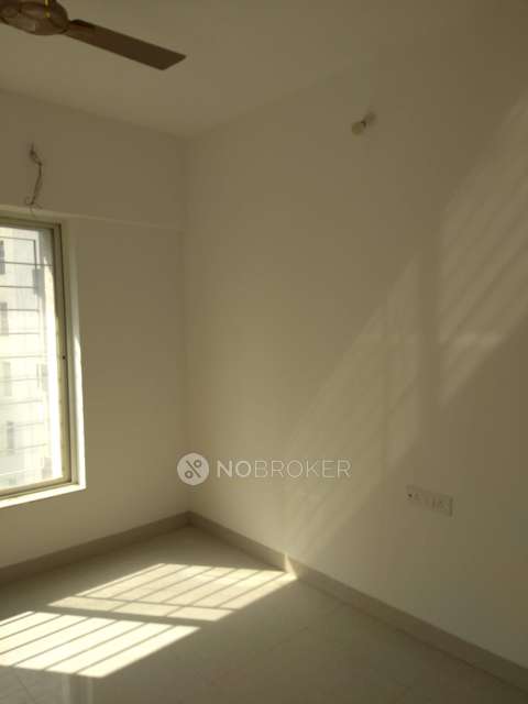 2 BHK Flat In Nirmaan Asamant For Sale  In Kondhwa